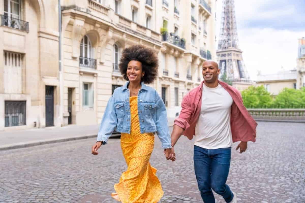 romantic couple visiting europe
