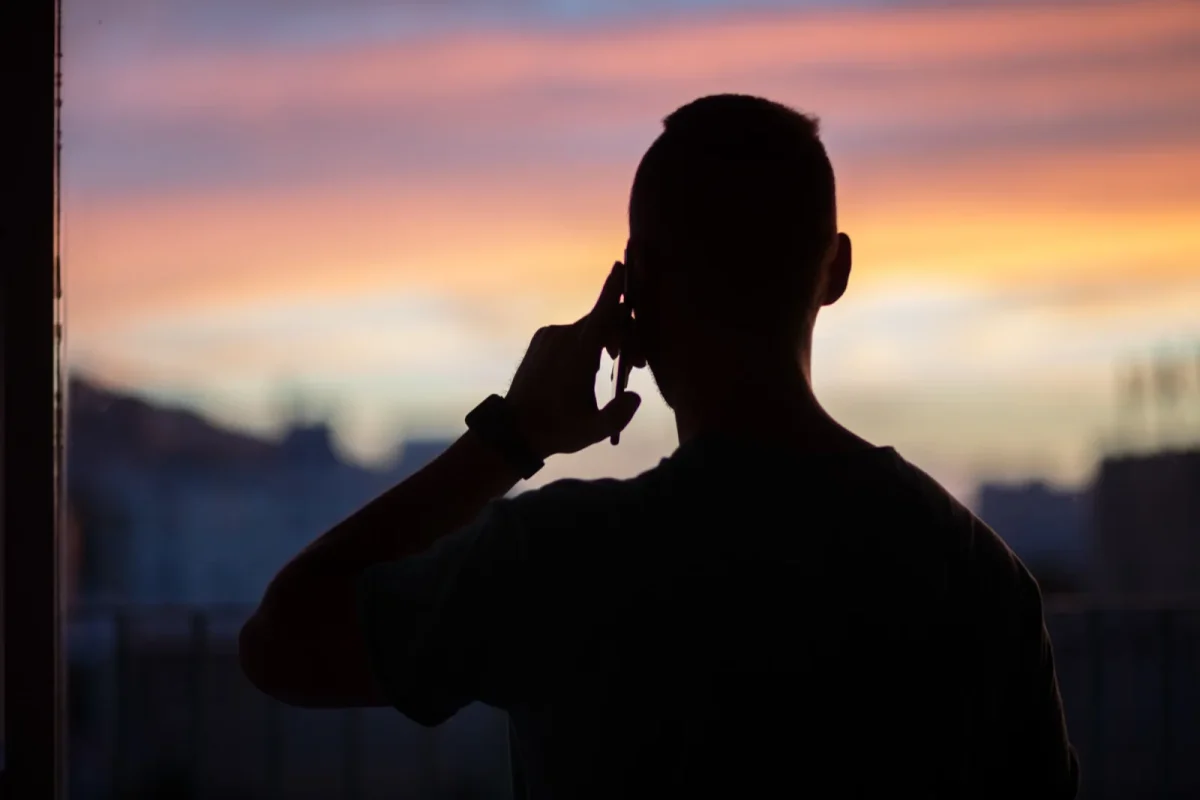 signs you are dating a toxic man