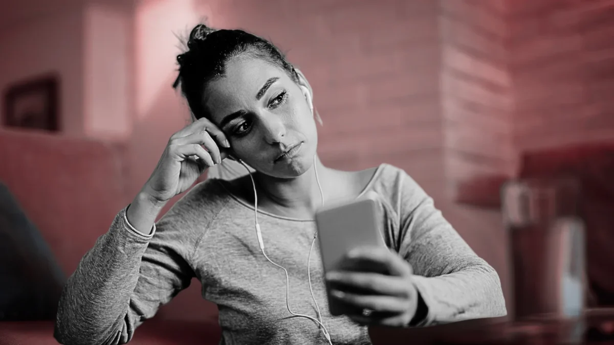 why your ex does not respond when you text