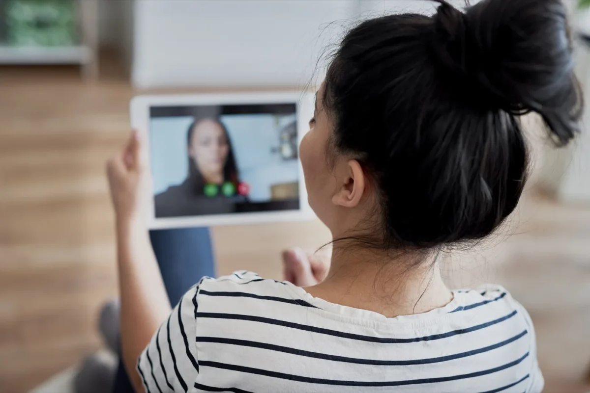 8 Ways to Keep Your Long Distance Relationship Happy long distance relationship