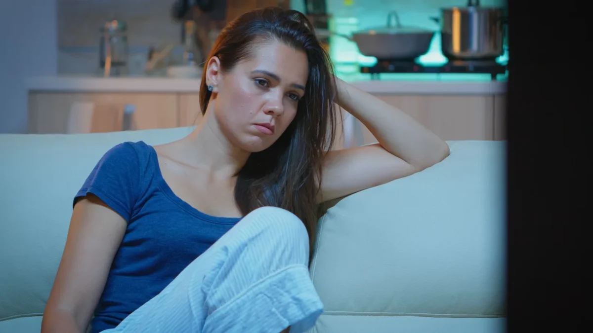 signs you aren't over your ex