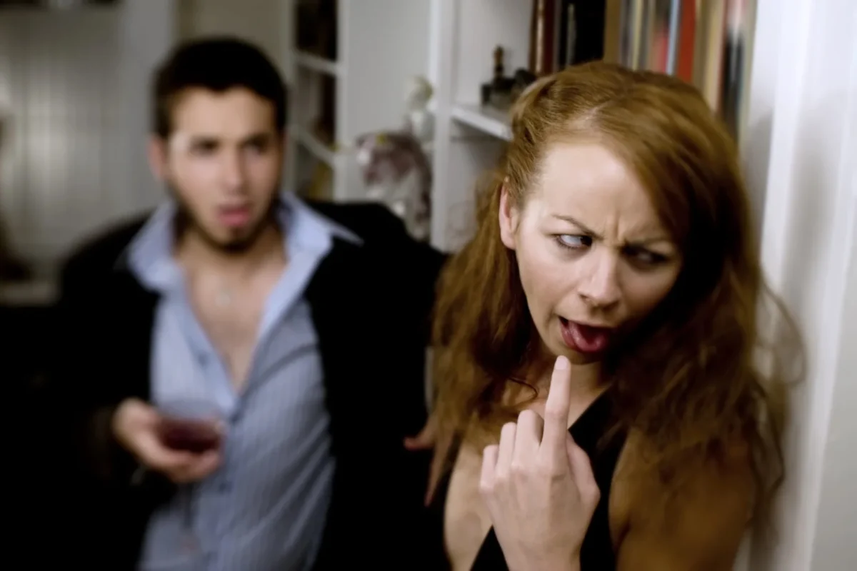 how women emasculate men