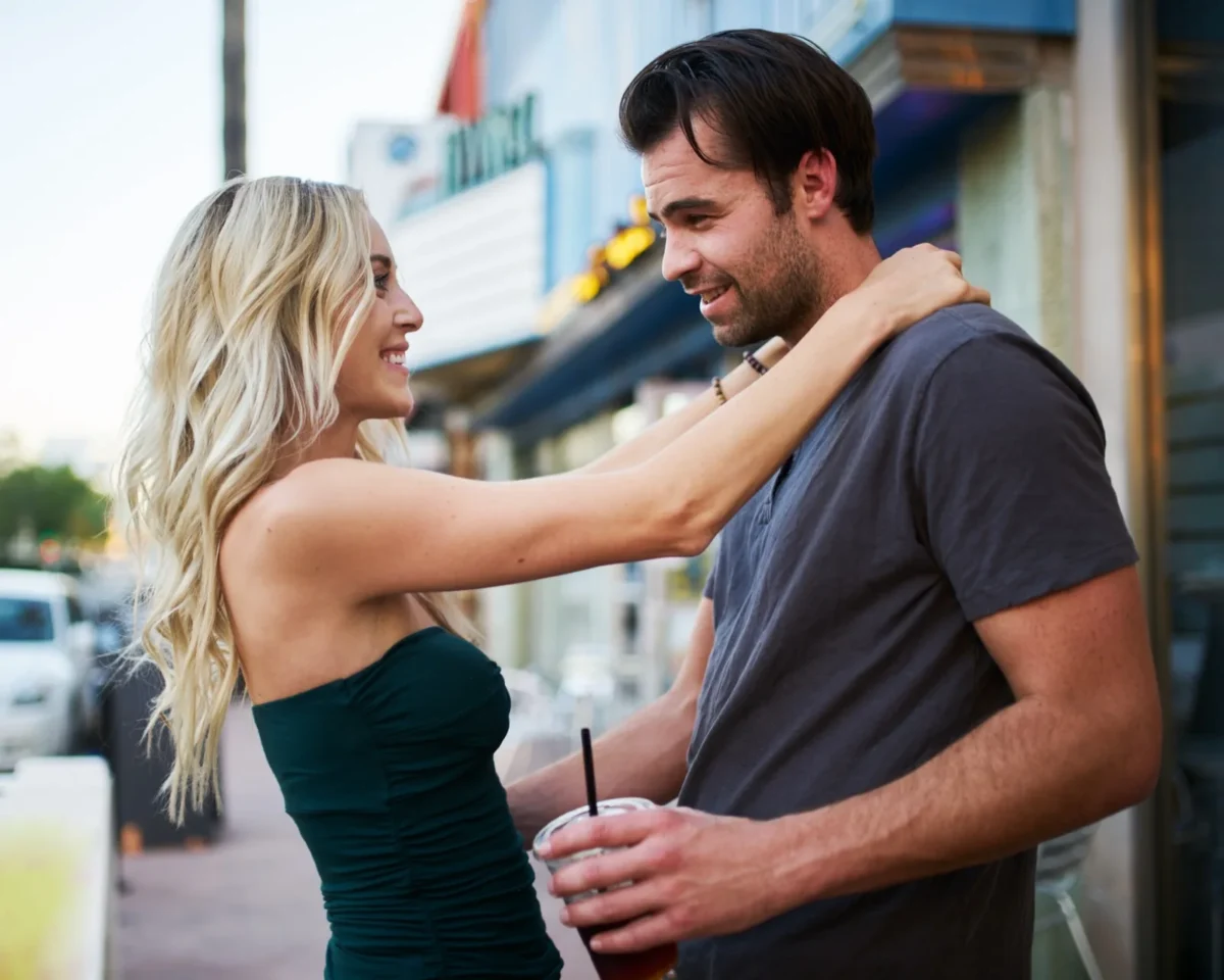 19 Awful Pieces Of Dating Advice That Keep Women Single bad dating advice for women
