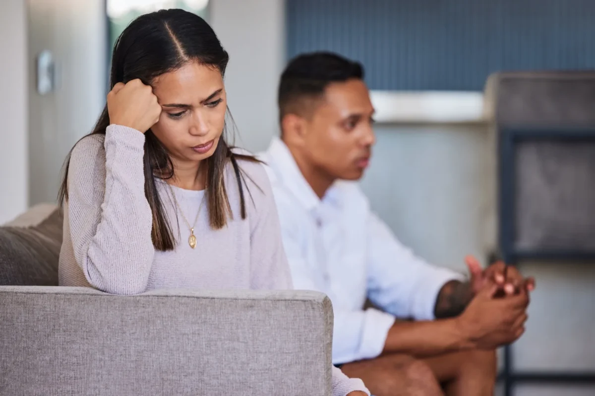 signs you are dating a jerk
