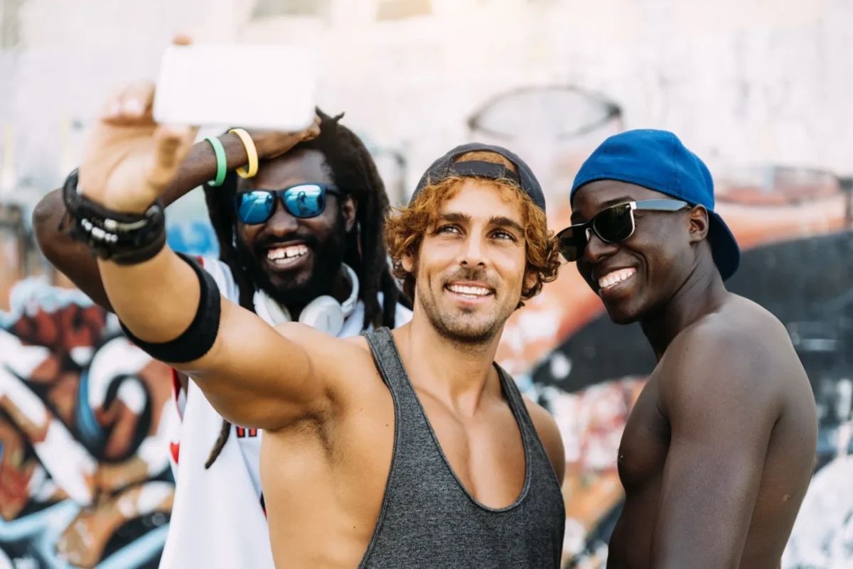 3 men taking a selfie together